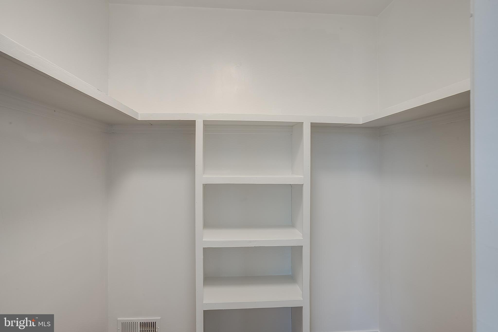 18 Kent Pl