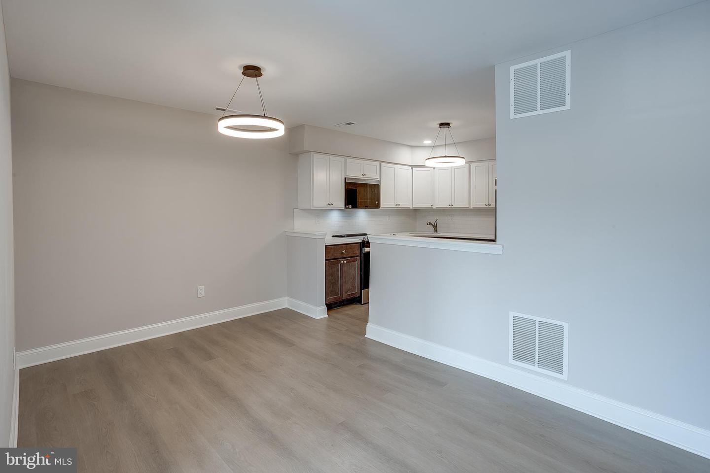 18 Kent Pl
