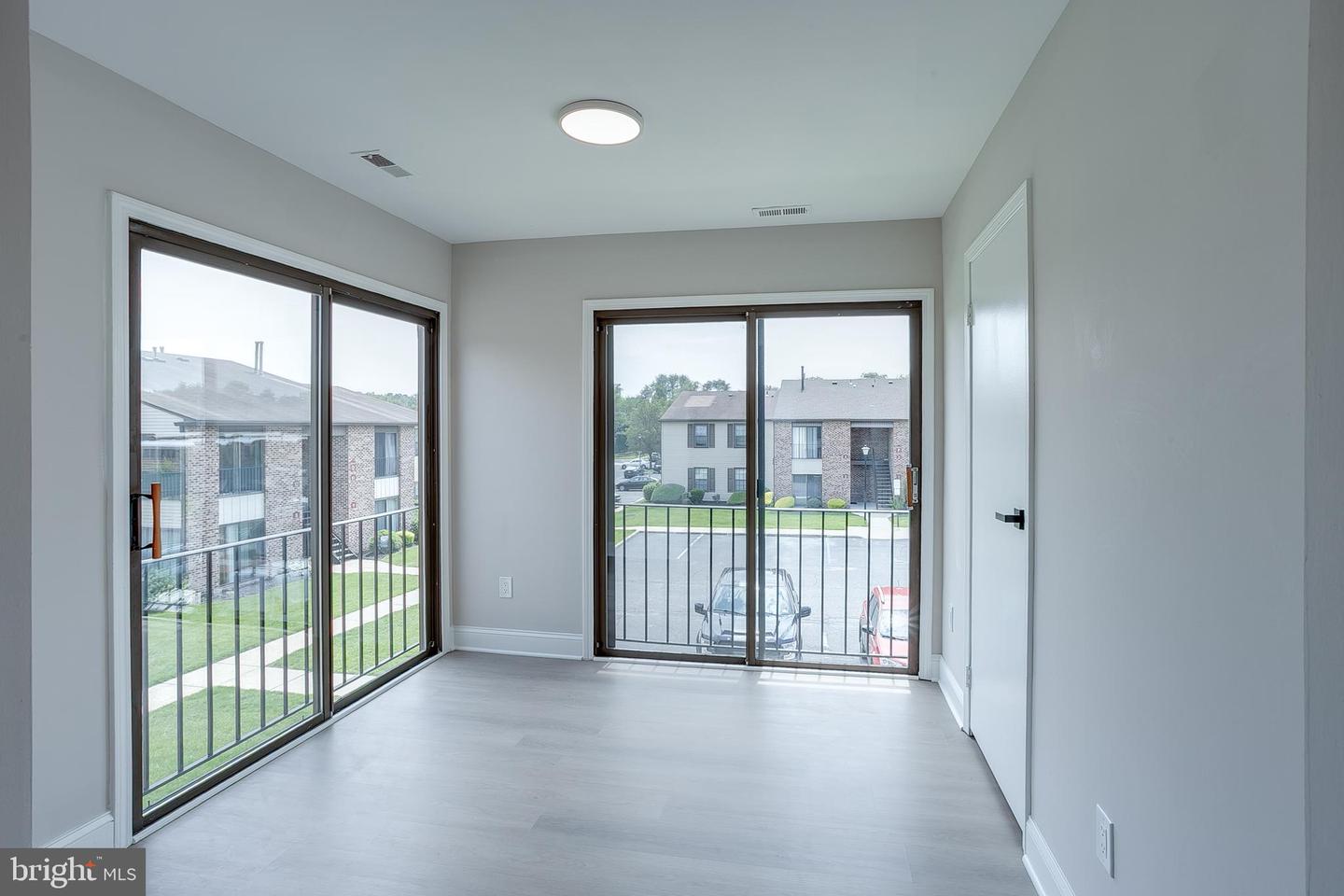 18 Kent Pl