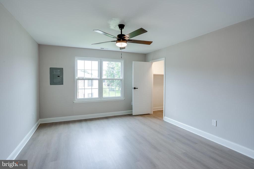 18 Kent Pl