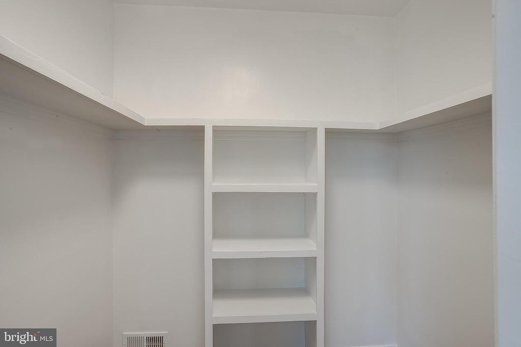 18 Kent Pl