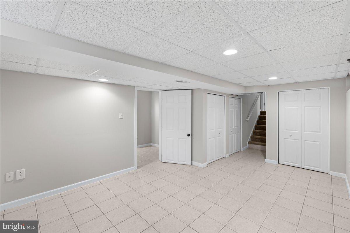 30 DOGWOOD LANE