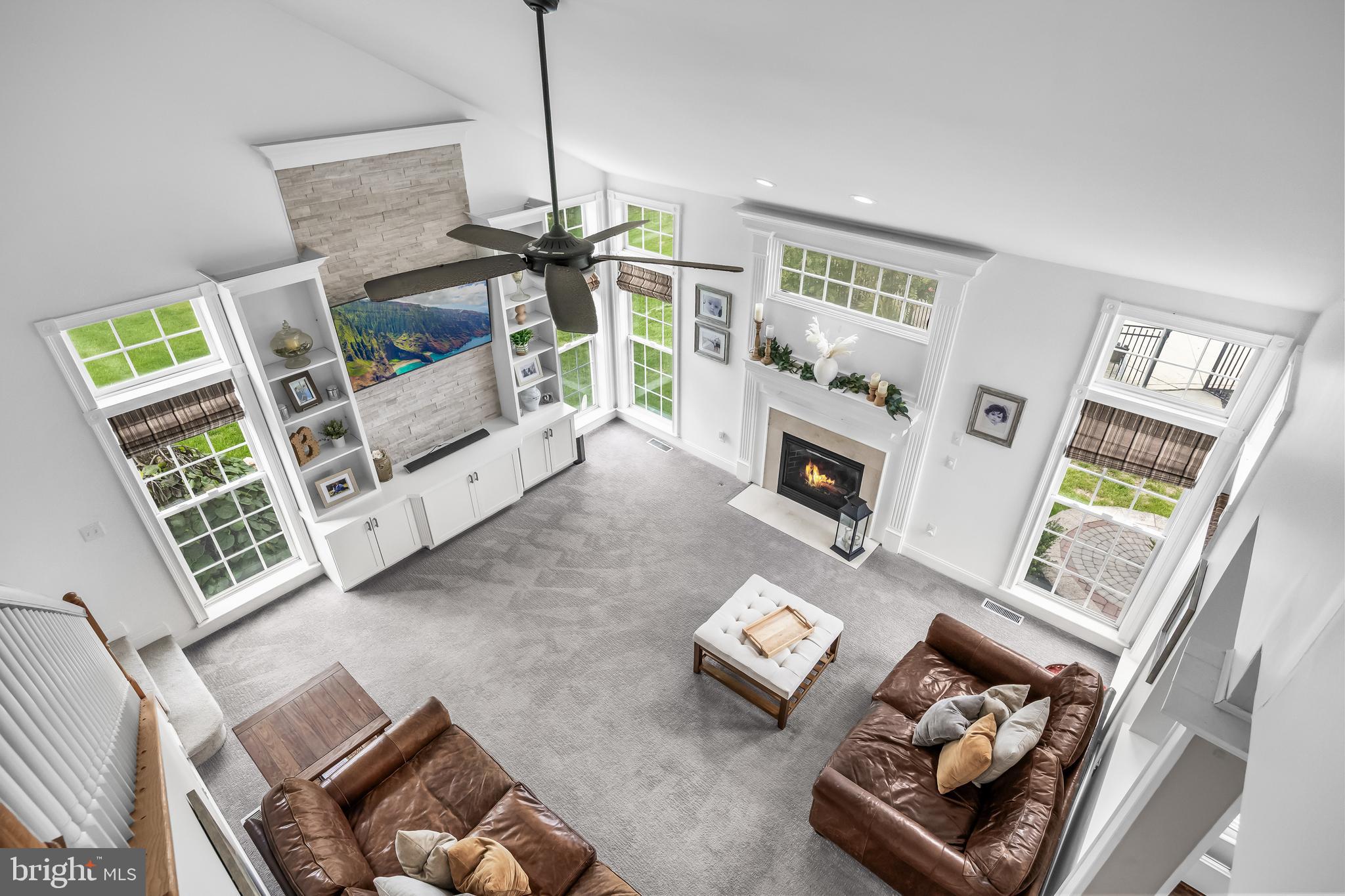 4 FAWN HOLLOW LANE