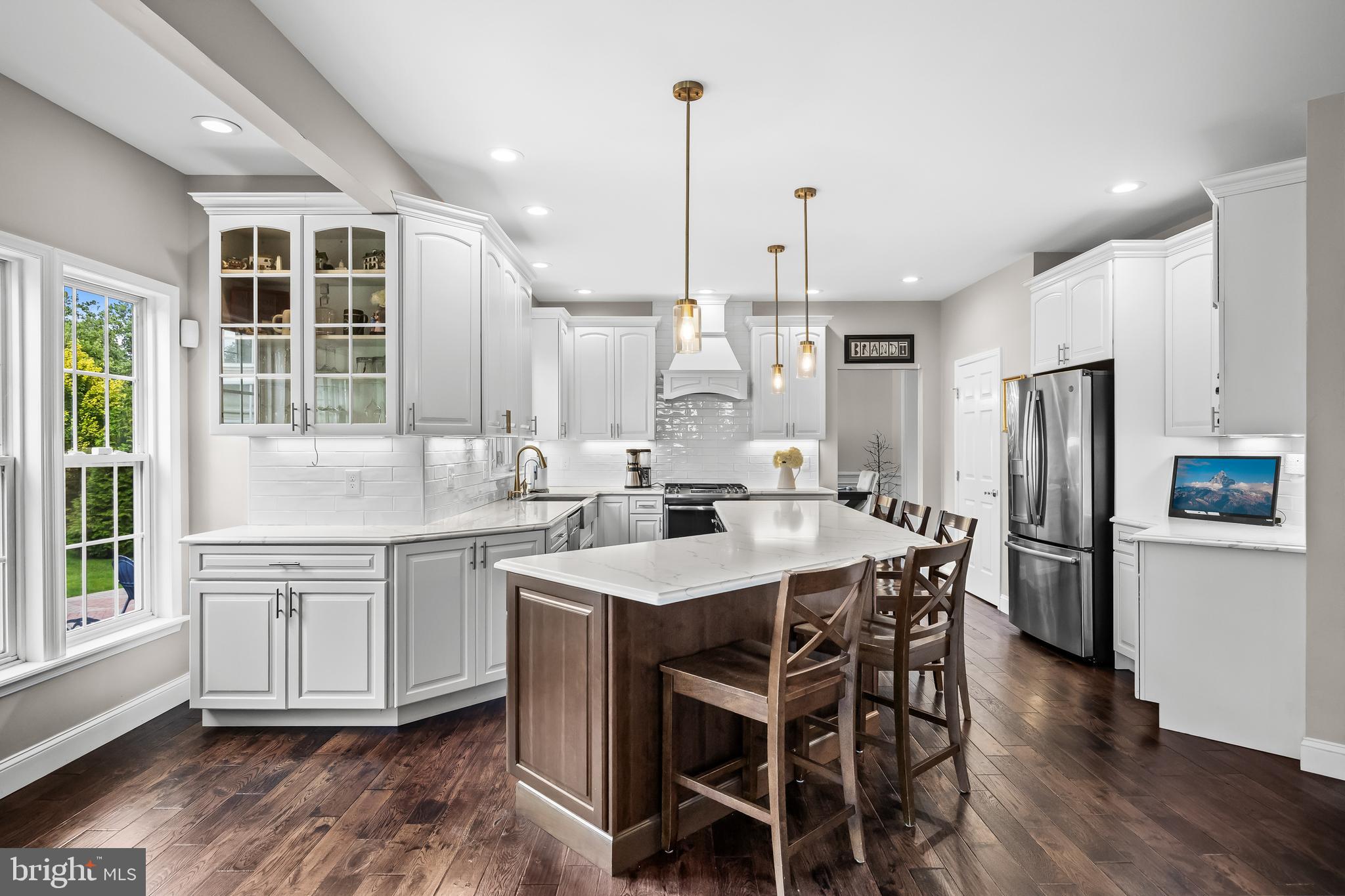 4 FAWN HOLLOW LANE