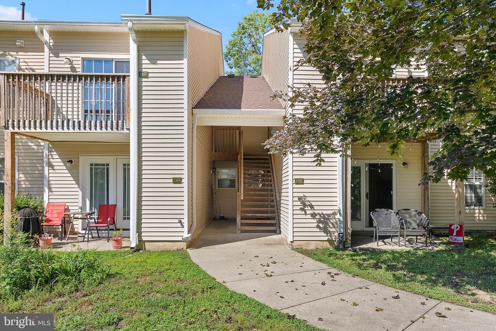 1356 TRISTRAM CIRCLE
