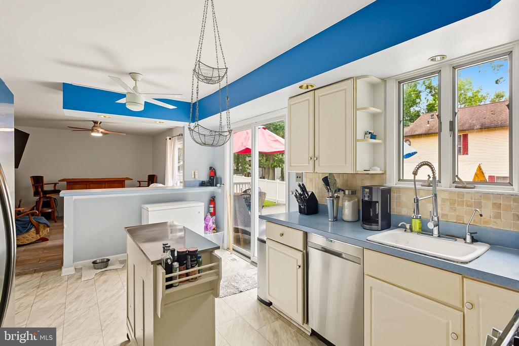120 HEMLOCK DRIVE