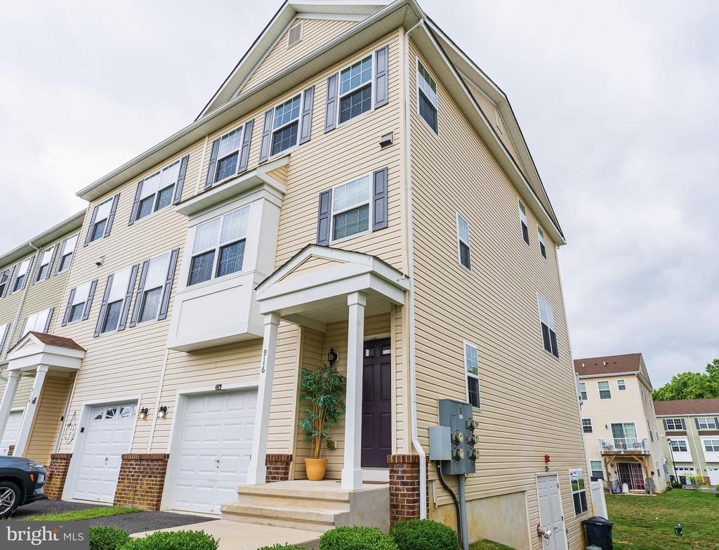 916 GEORGETOWN ROAD