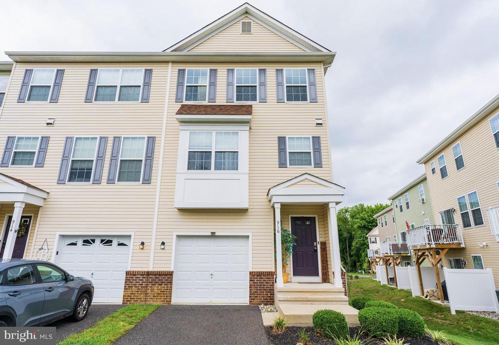 916 GEORGETOWN ROAD