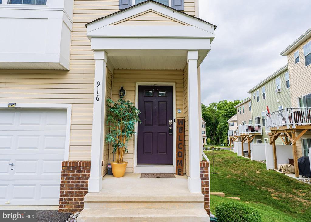 916 GEORGETOWN ROAD