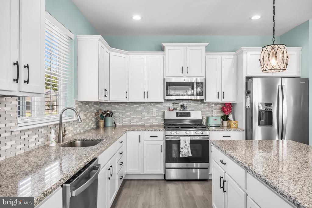 3515 CASTLETON DRIVE