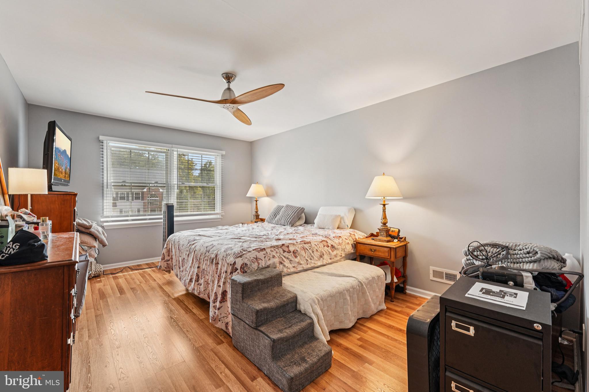 820 CANVASBACK DRIVE