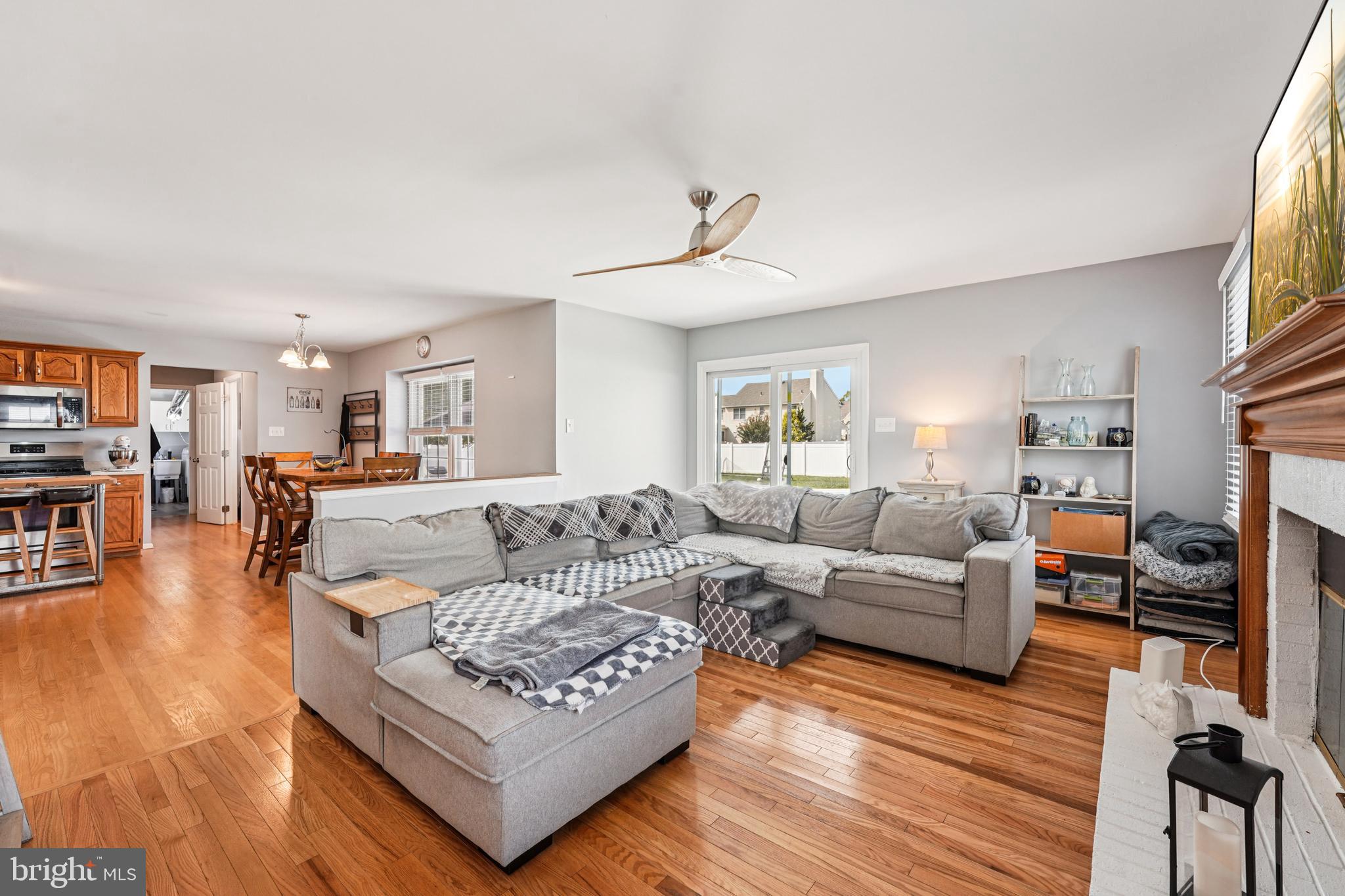 820 CANVASBACK DRIVE