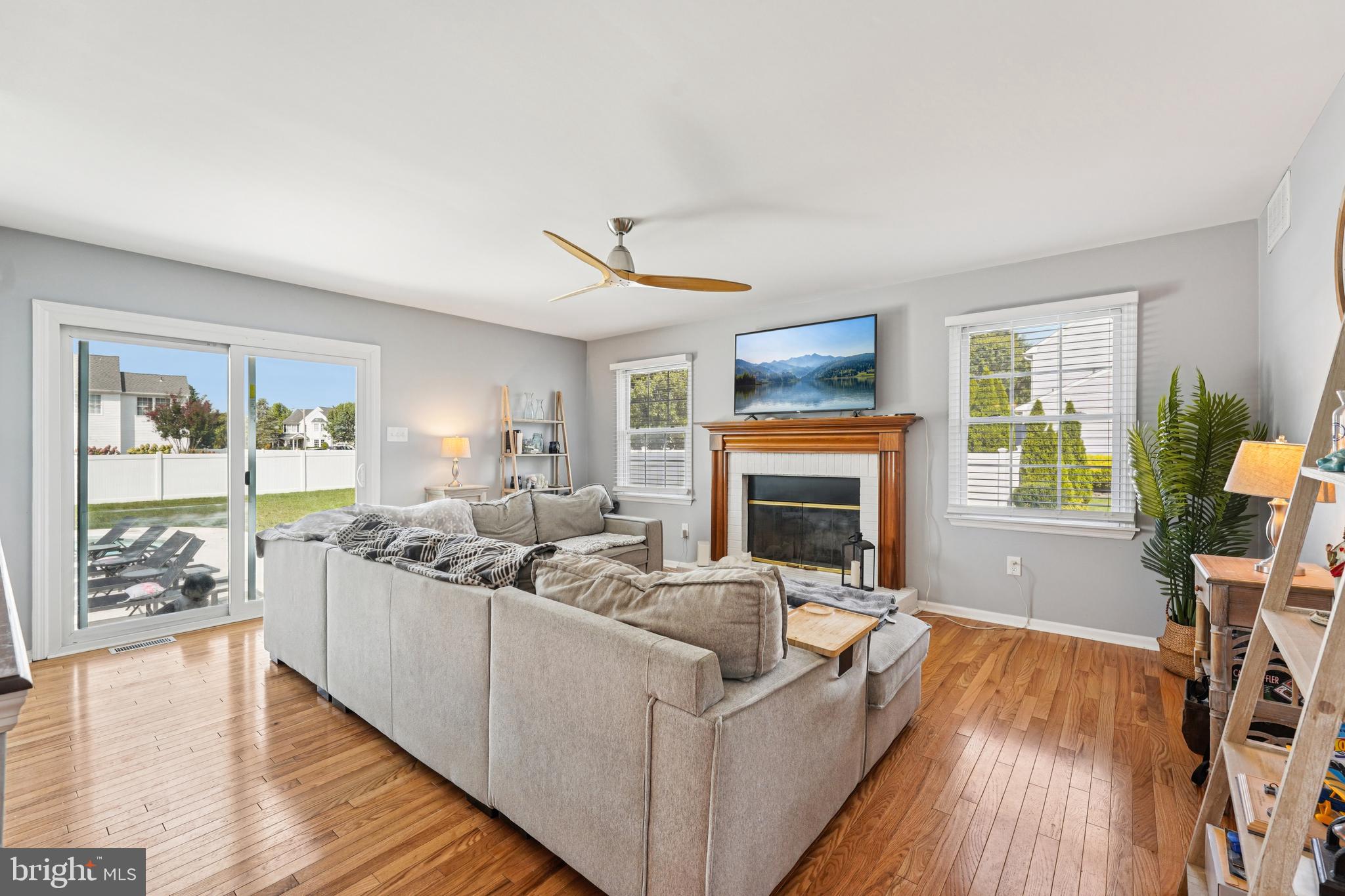 820 CANVASBACK DRIVE