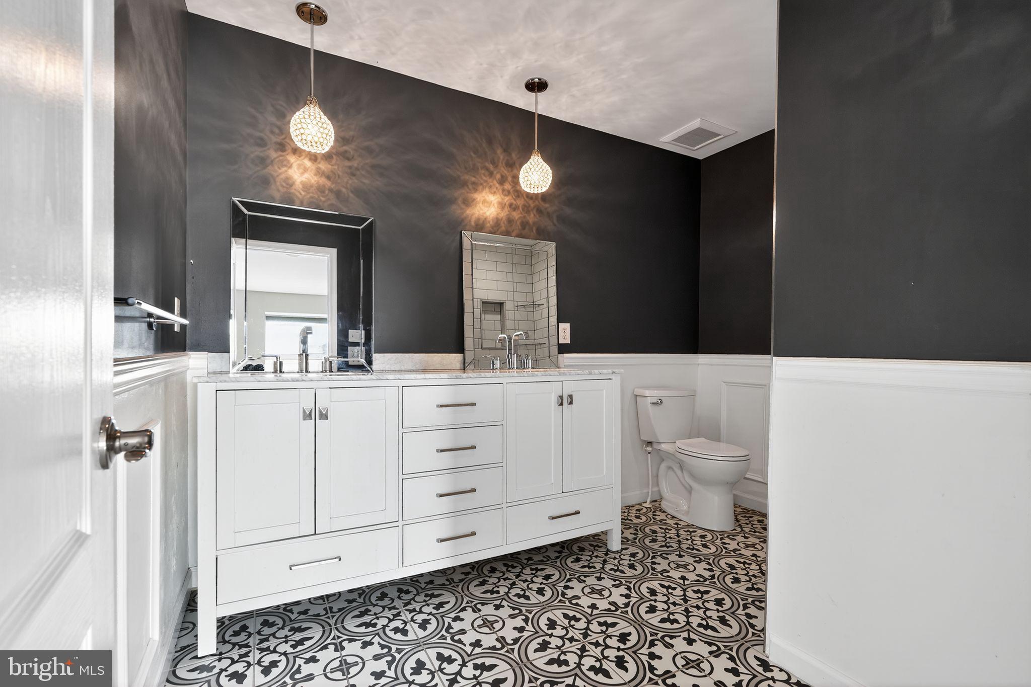 96 EAGLEVIEW TERRACE