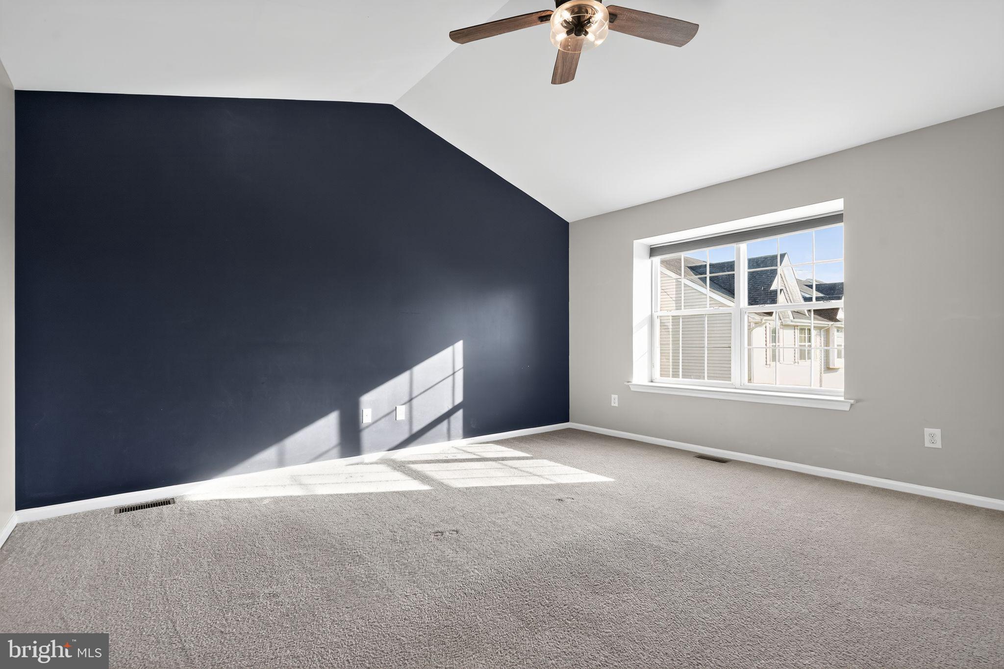 96 EAGLEVIEW TERRACE