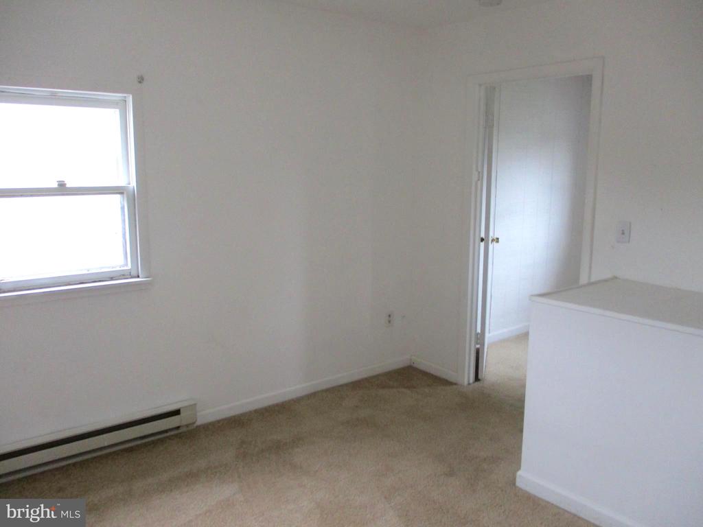 7 ERIC ROAD