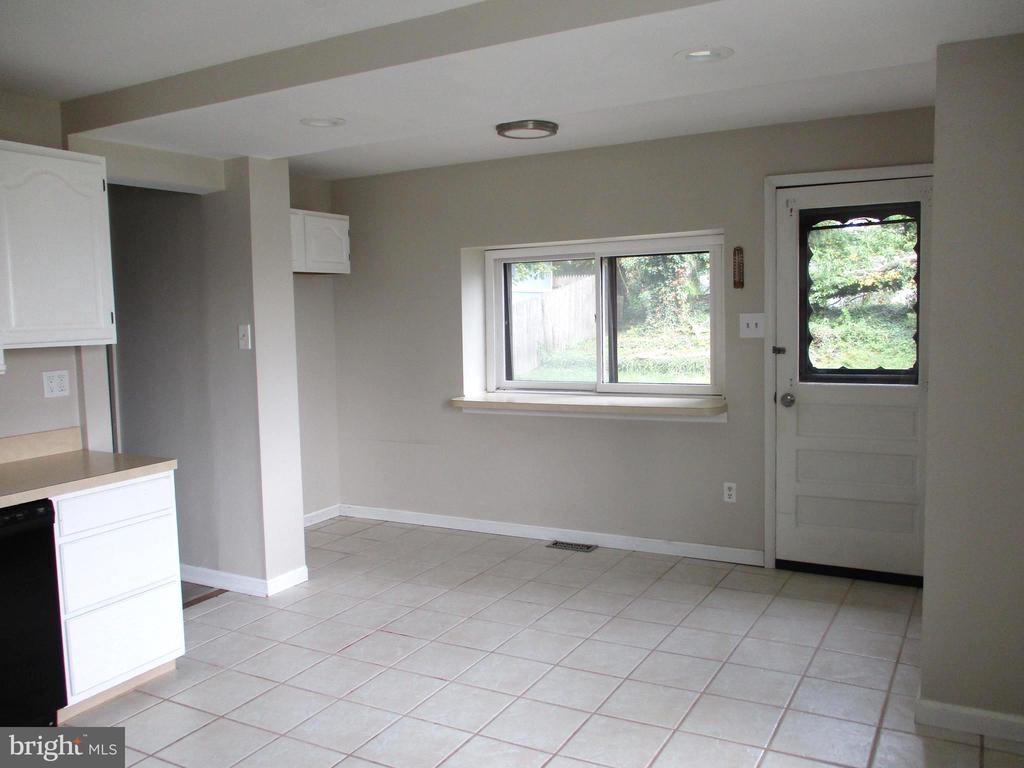7 ERIC ROAD