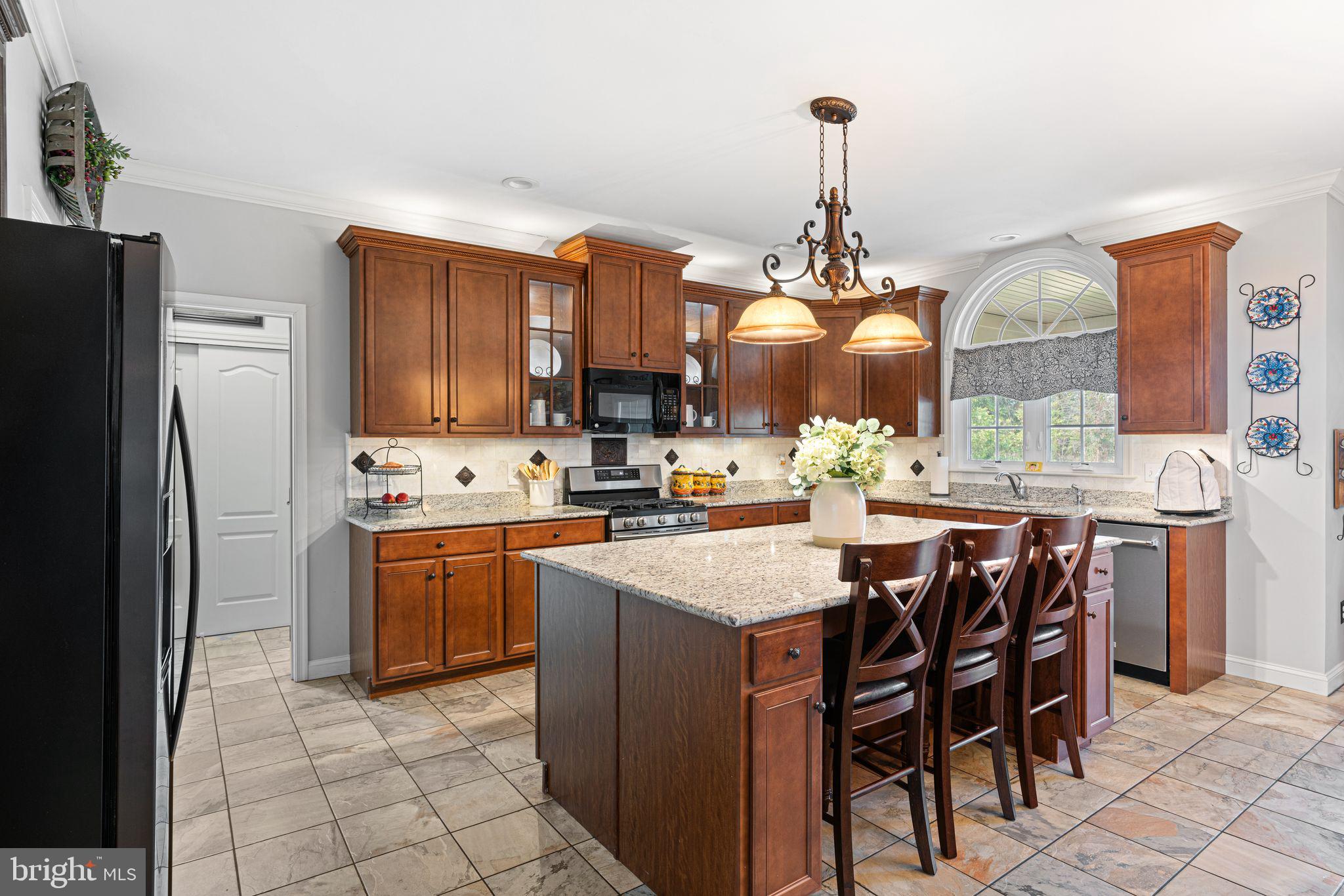 104 DANTON LANE