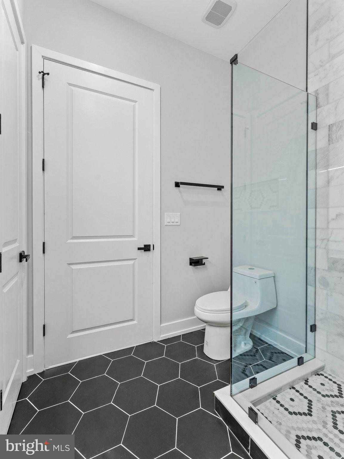 320 E CLAYTON AVENUE