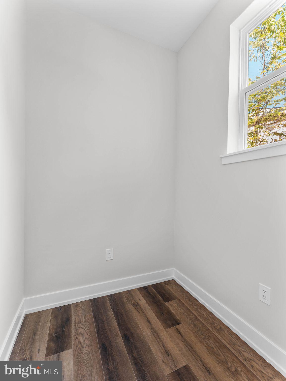 320 E CLAYTON AVENUE