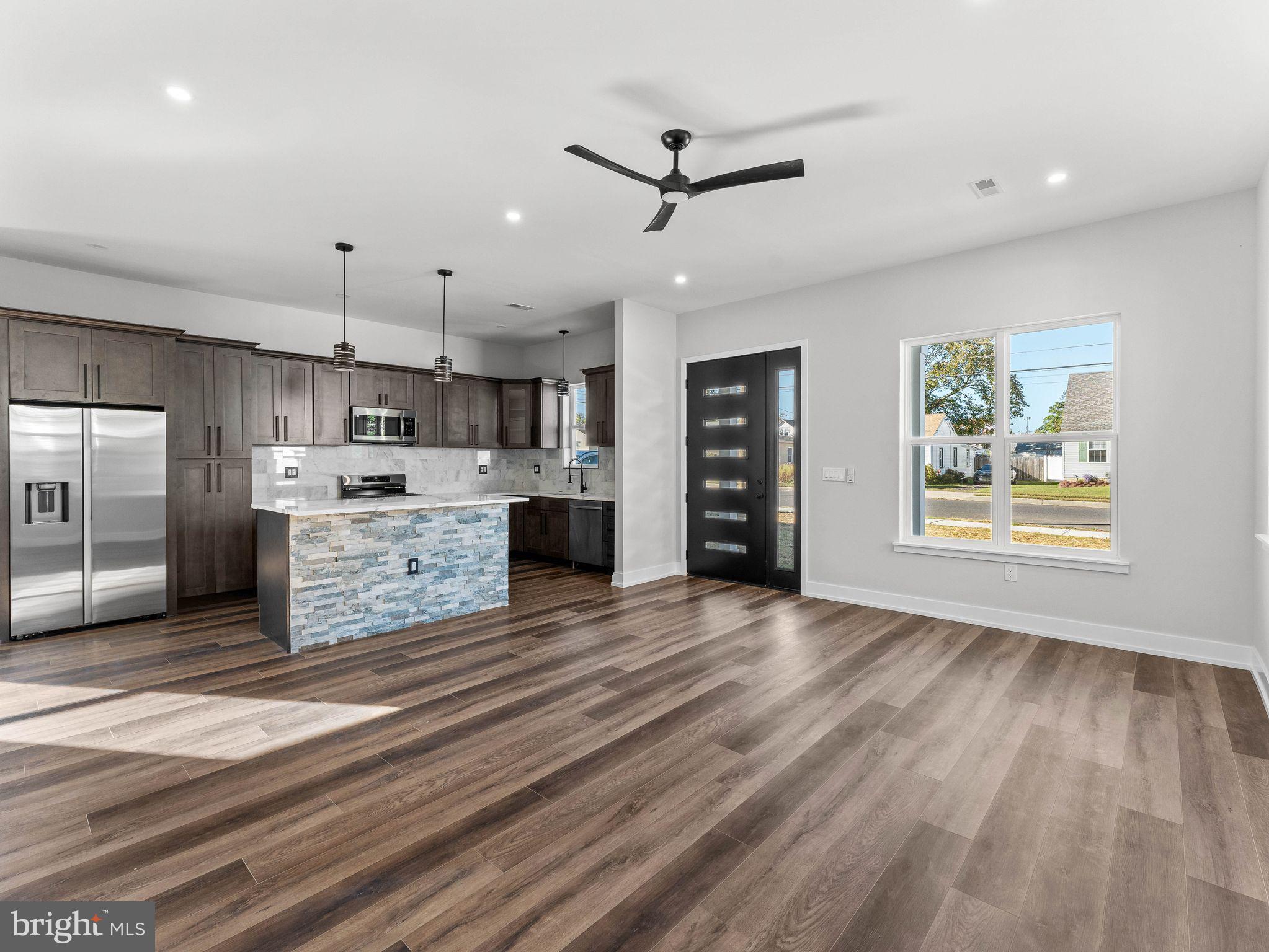 320 E CLAYTON AVENUE