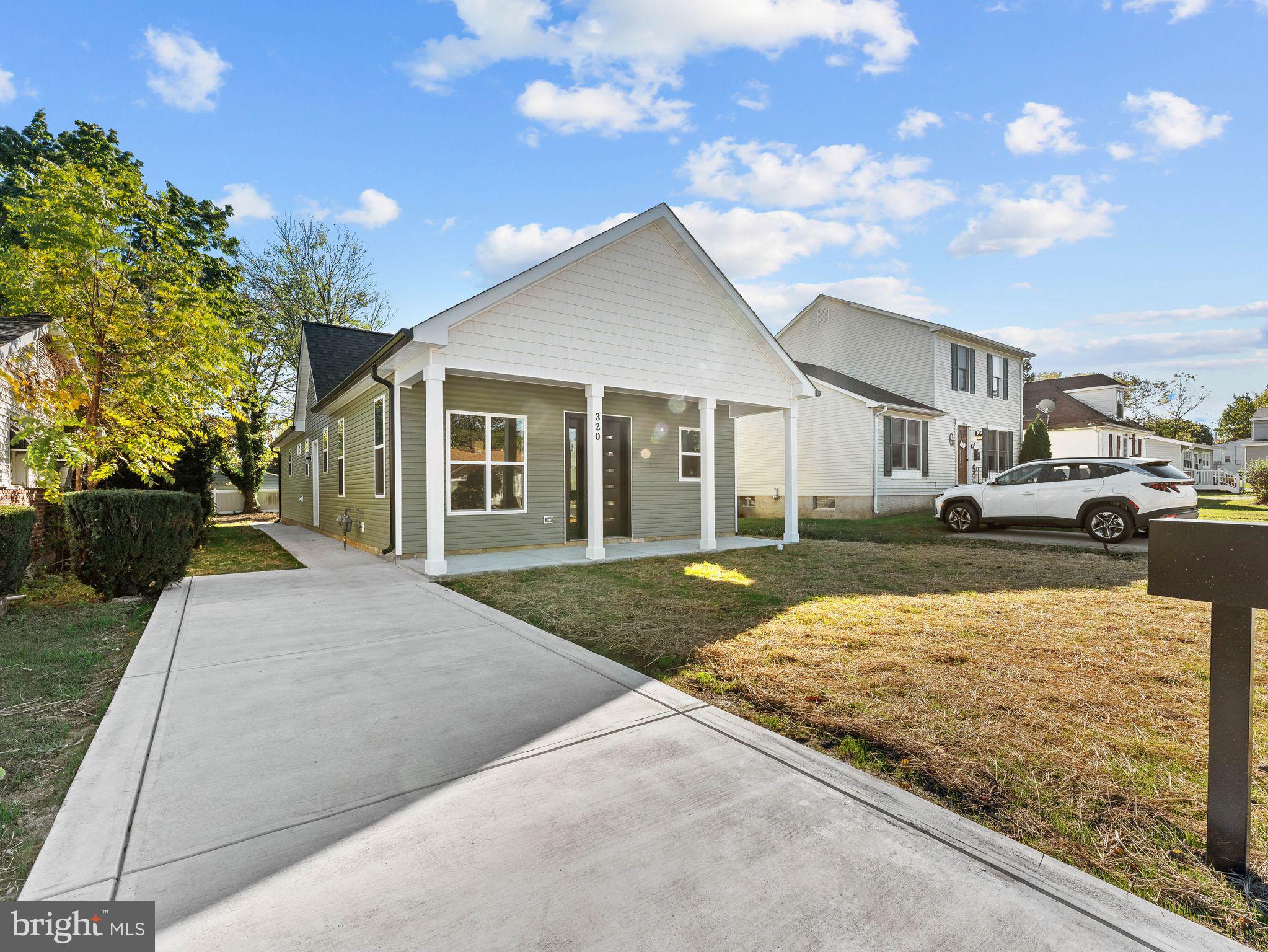 320 E CLAYTON AVENUE