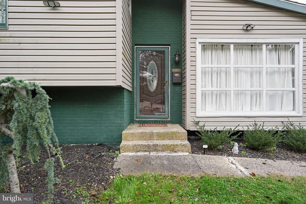 333 JACKSON ROAD
