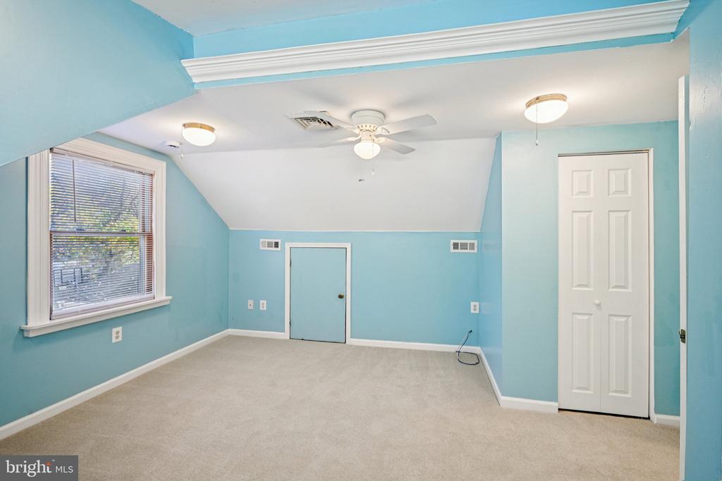 360 HAVERFORD AVENUE