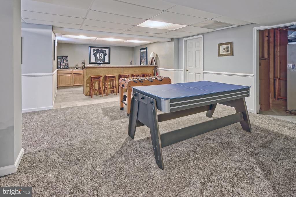 4 WOOD LAKE COURT