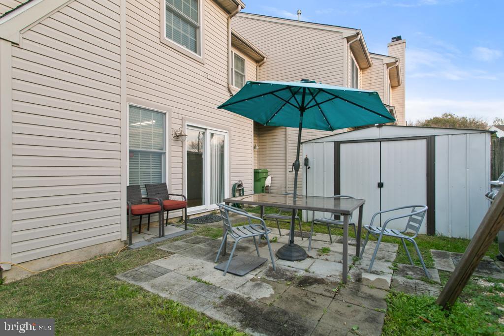 112 CARRIAGE LANE