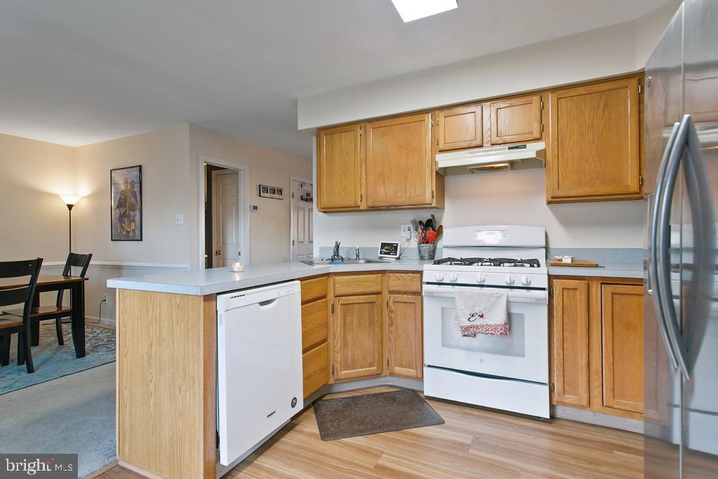 112 CARRIAGE LANE