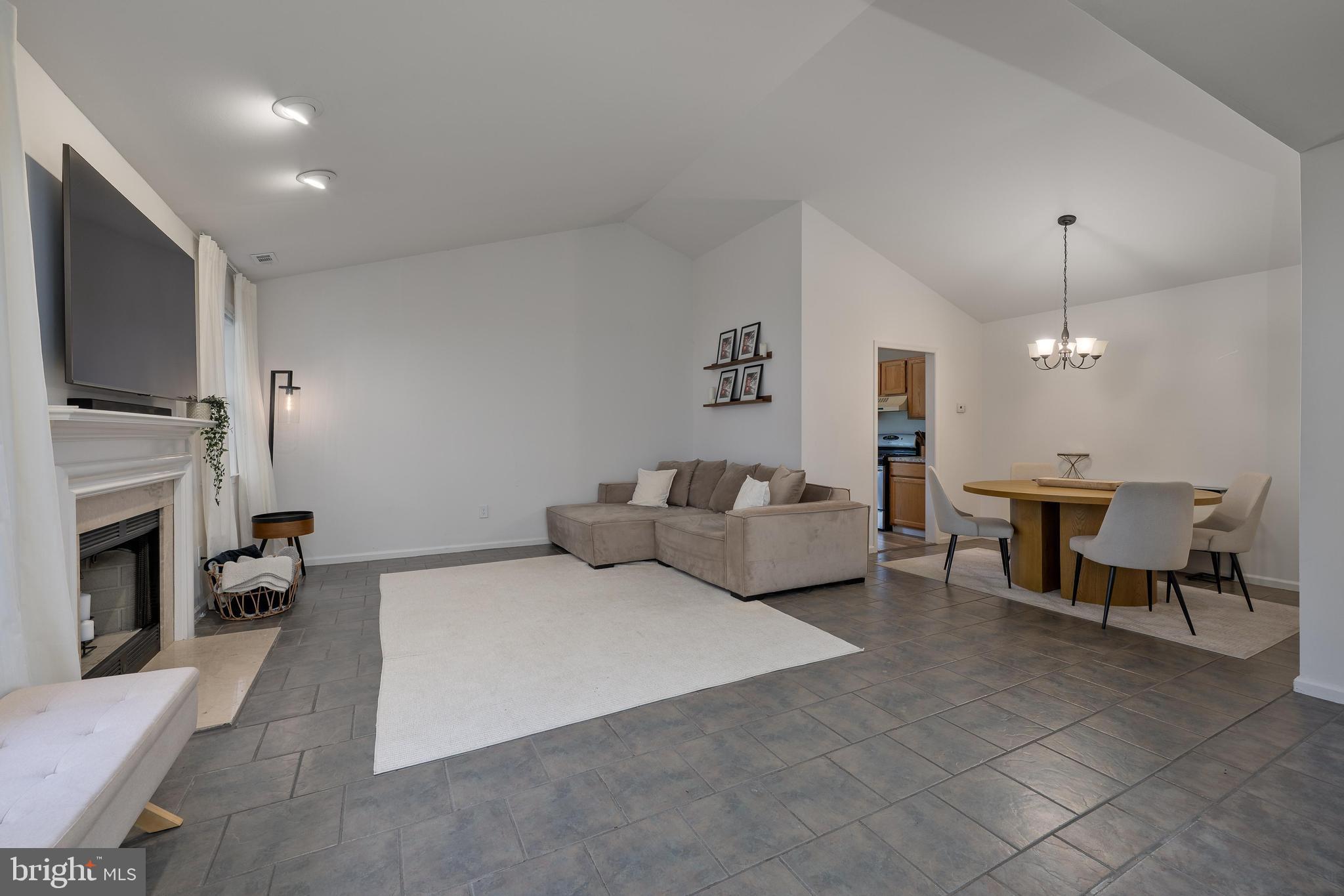 102 STONEHAM DRIVE