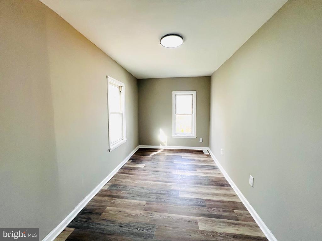 119 RAILROAD AVENUE