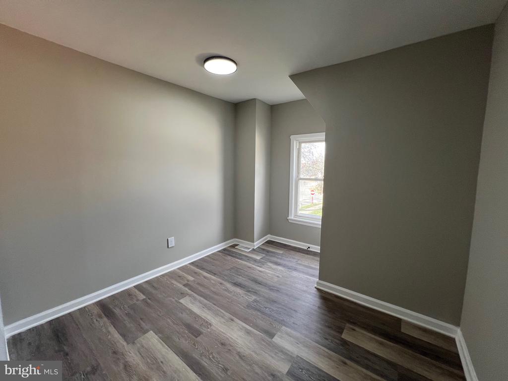 119 RAILROAD AVENUE