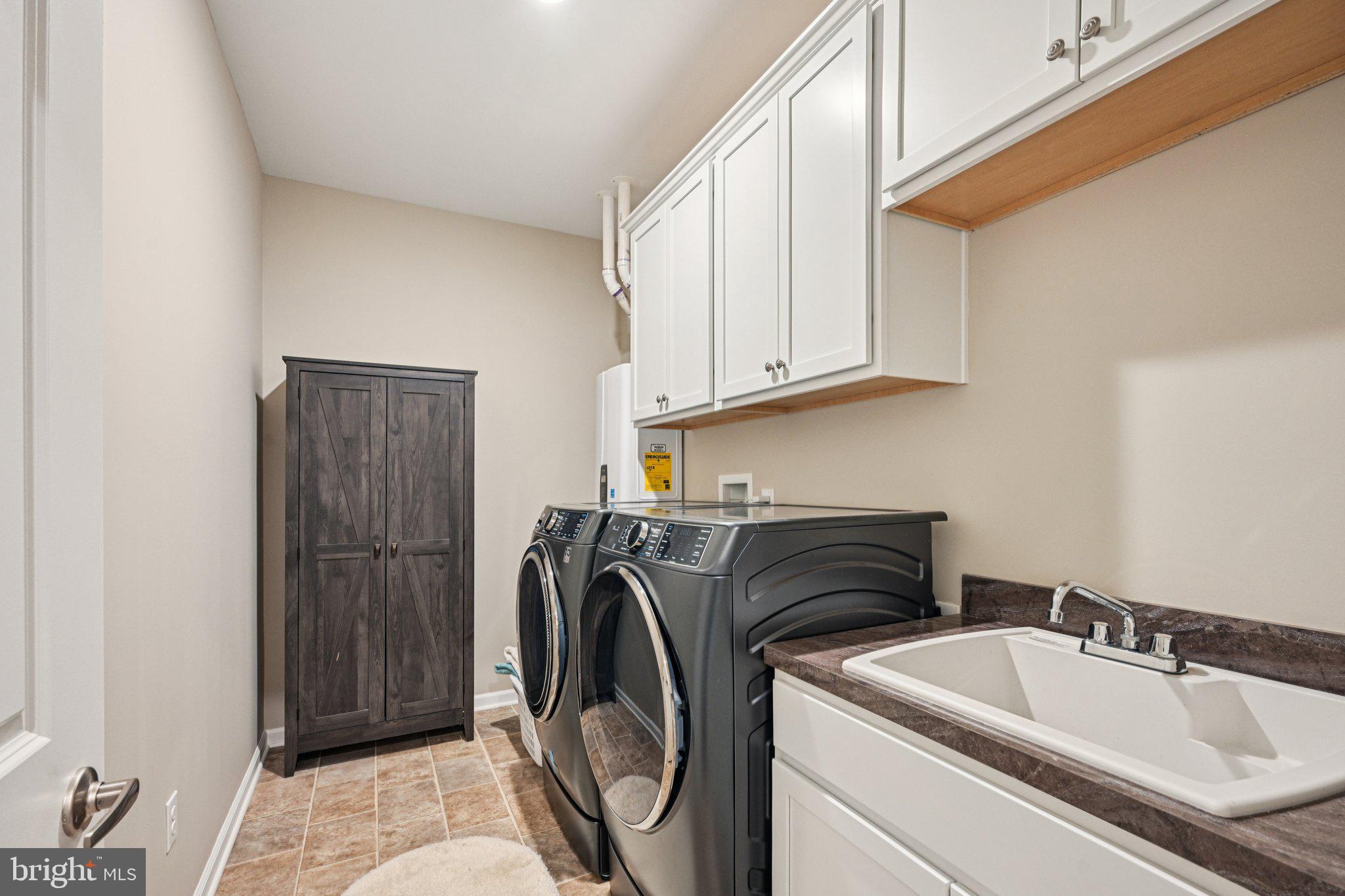 3815 CASTLETON DRIVE