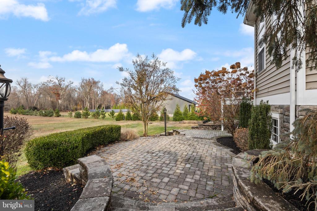 205 SHERWIN ROAD