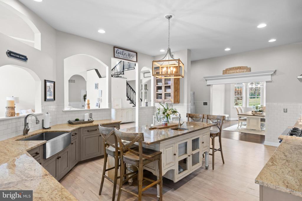 205 SHERWIN ROAD