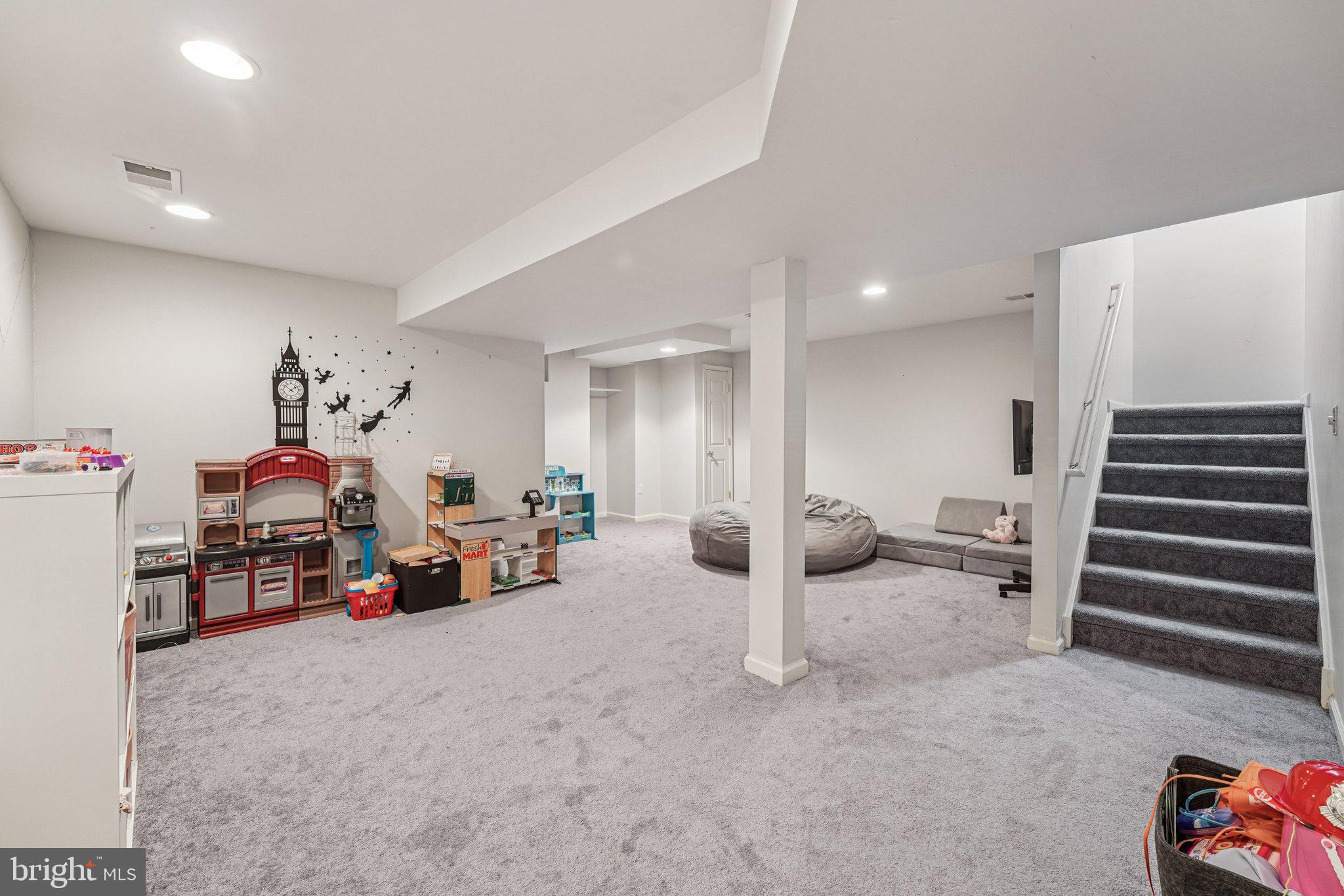 208 CHANCELLOR DRIVE