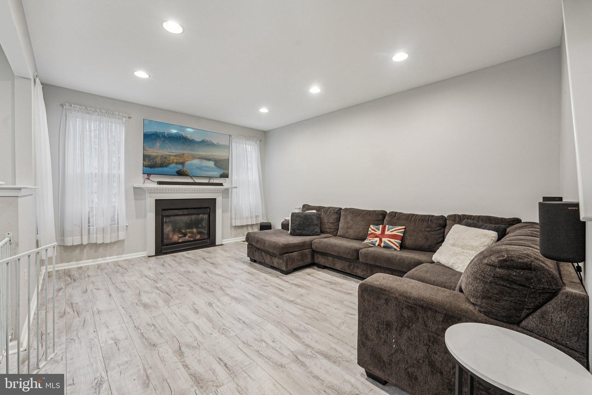 208 CHANCELLOR DRIVE