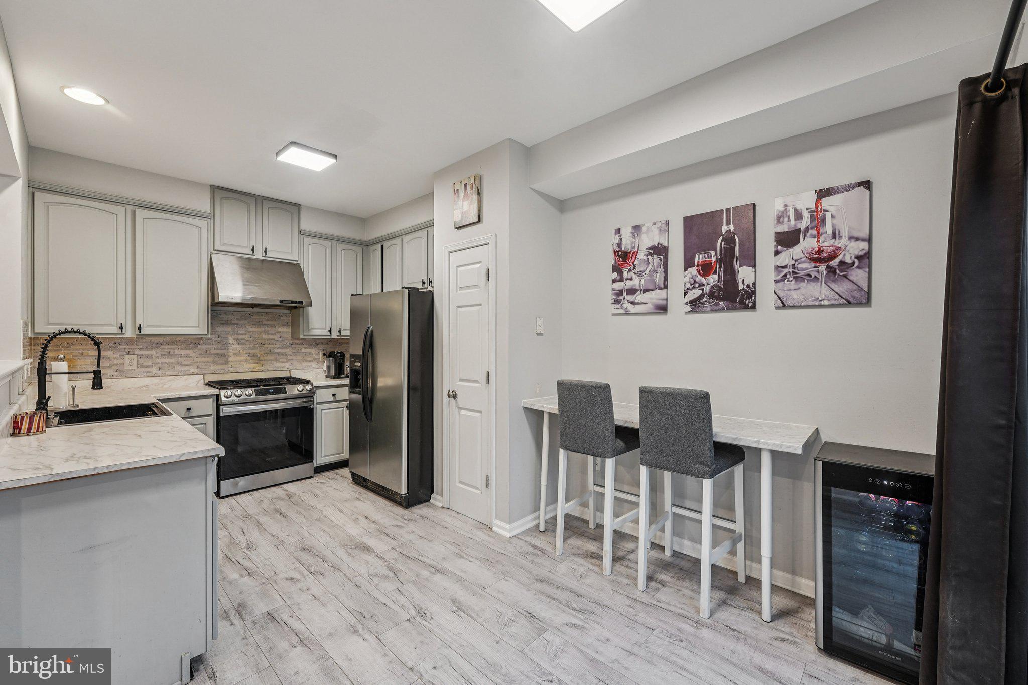 208 CHANCELLOR DRIVE