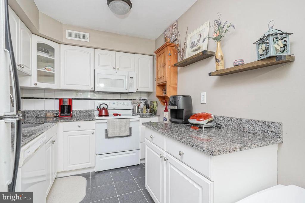 416 WINDING WAY