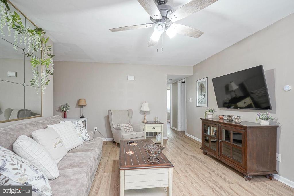 416 WINDING WAY