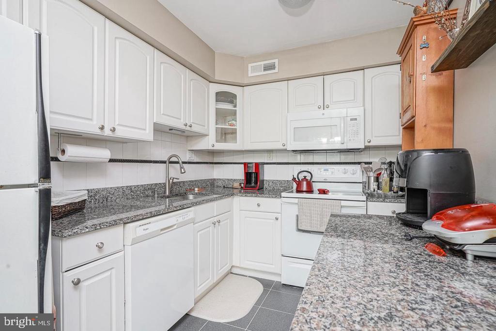 416 WINDING WAY