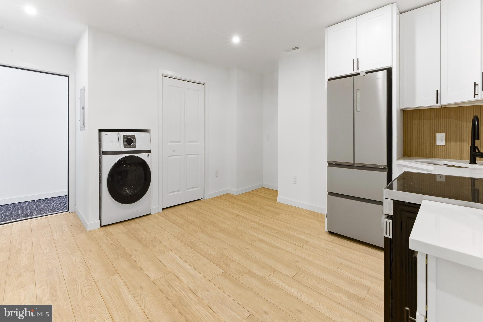 201 BROADWAY RES C