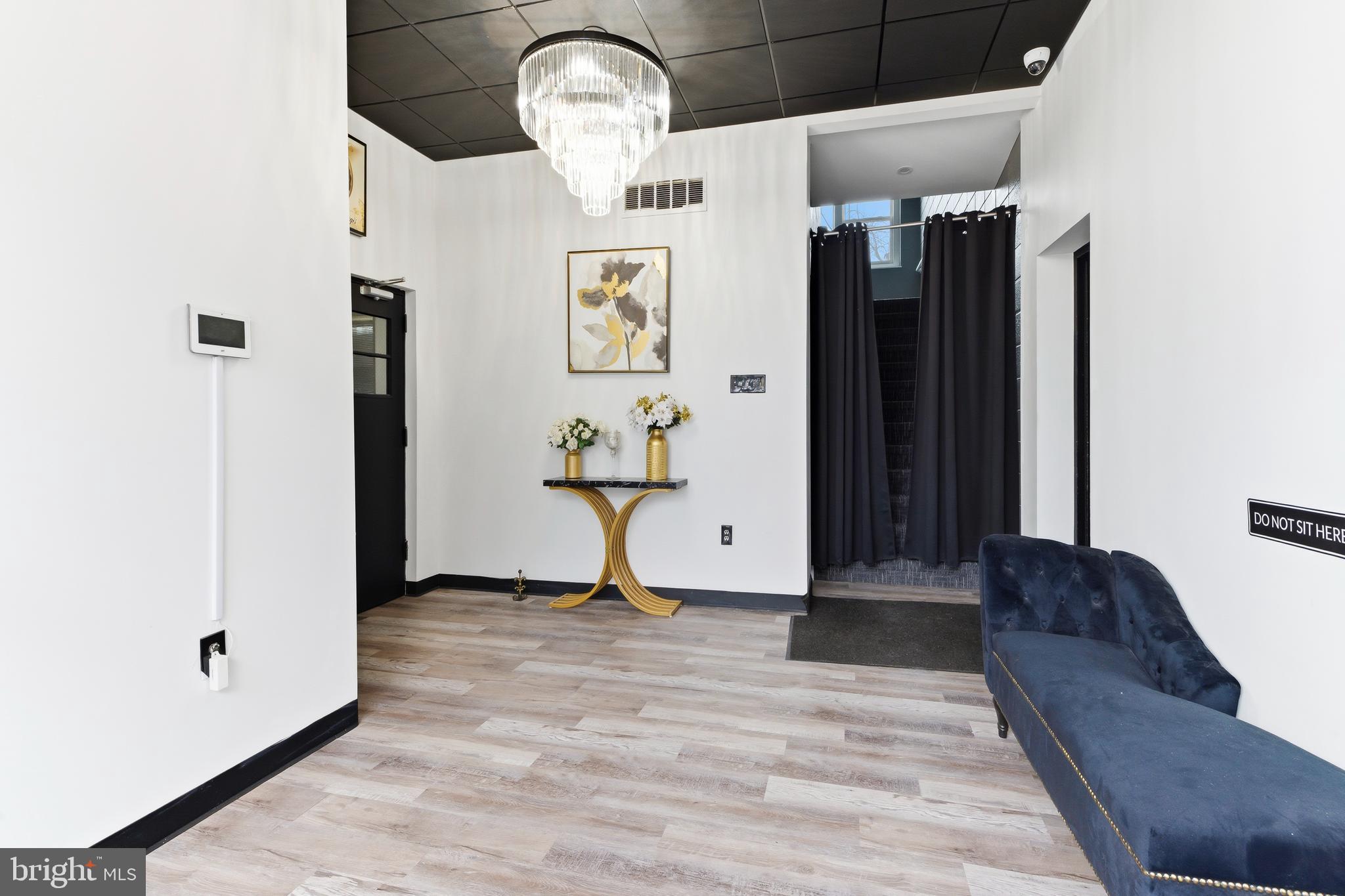 201 BROADWAY RES C