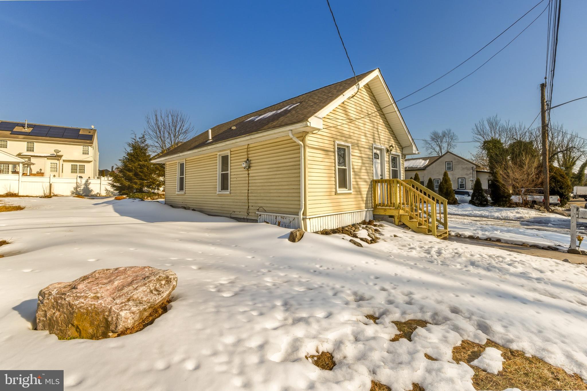 109 RIVER ROAD DRIVE