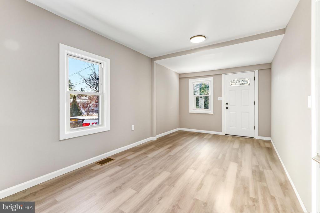 109 RIVER ROAD DRIVE