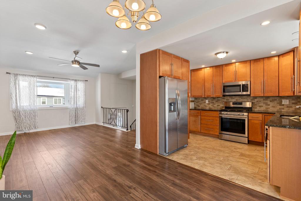 707 OLIVIA DRIVE