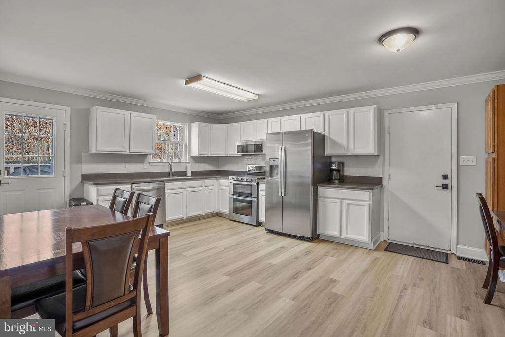 14 STANGER COURT