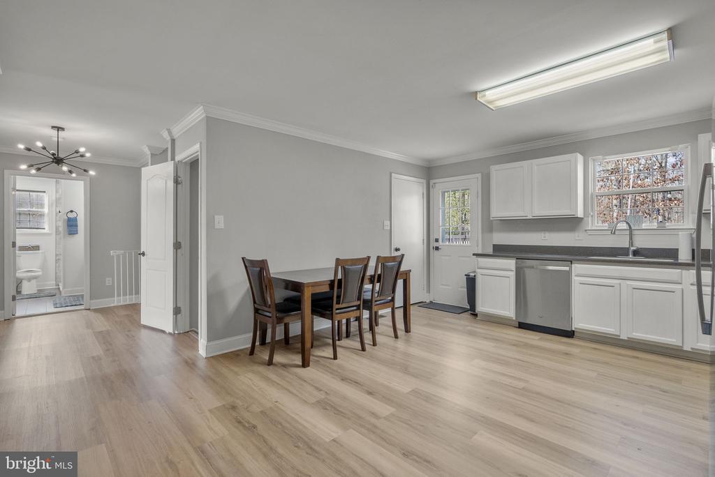 14 STANGER COURT